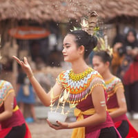 dayak dance