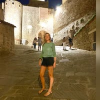 Profile picture for user SARA81@