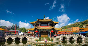 yuntong temple