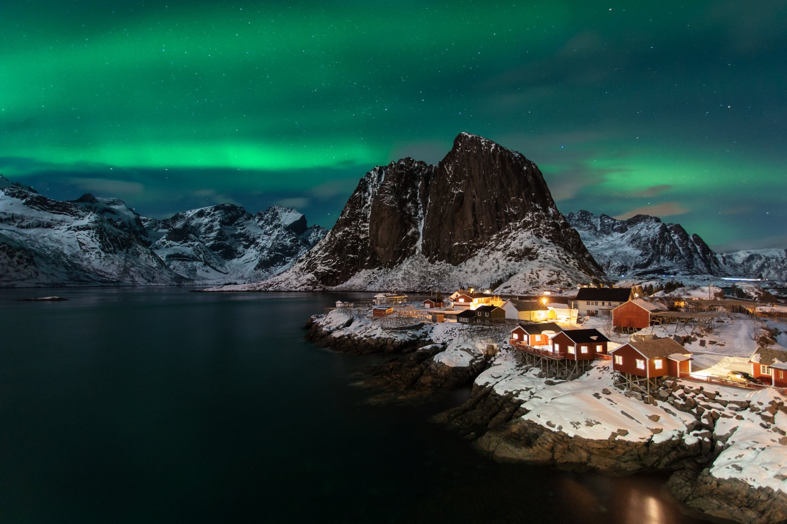lofoten aurora