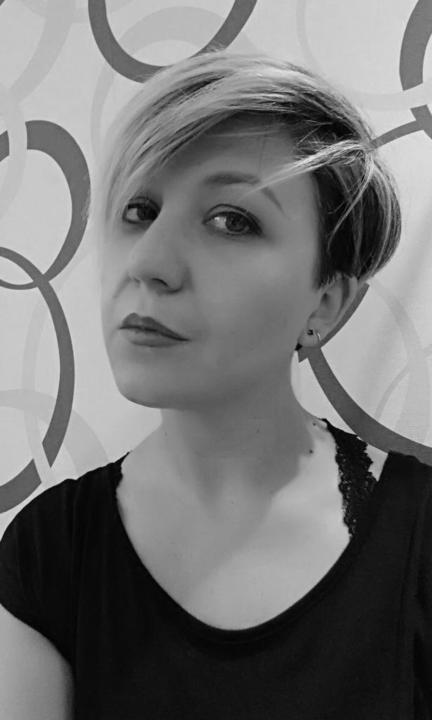 Profile picture for user LaraLò