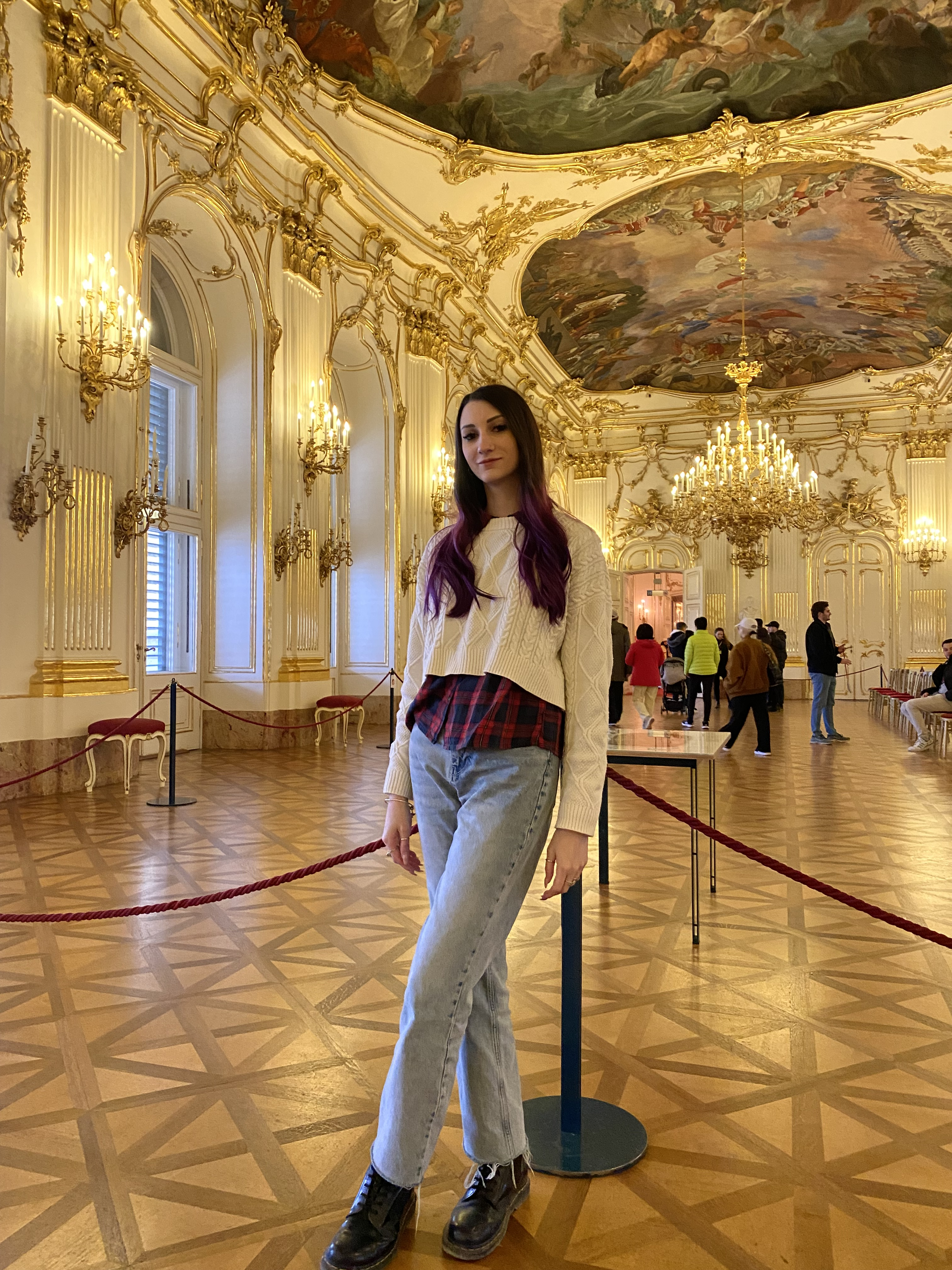 Profile picture for user lou_eli