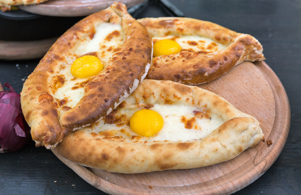 khachapuri cibo tradizionale georgiano