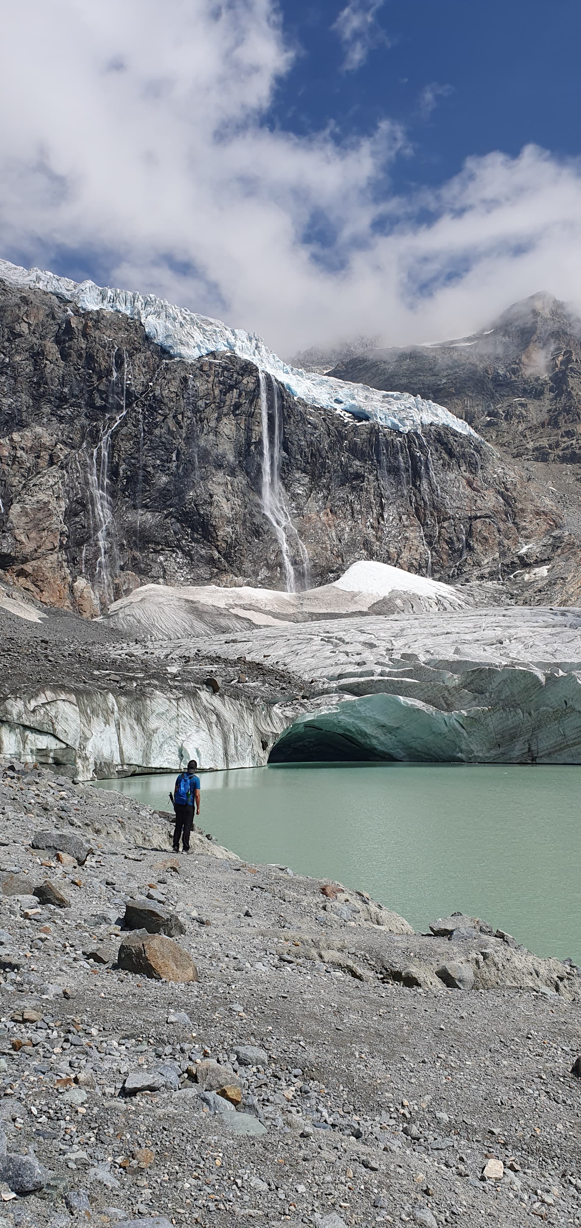 Profile picture for user Alessandro Di Ceglie