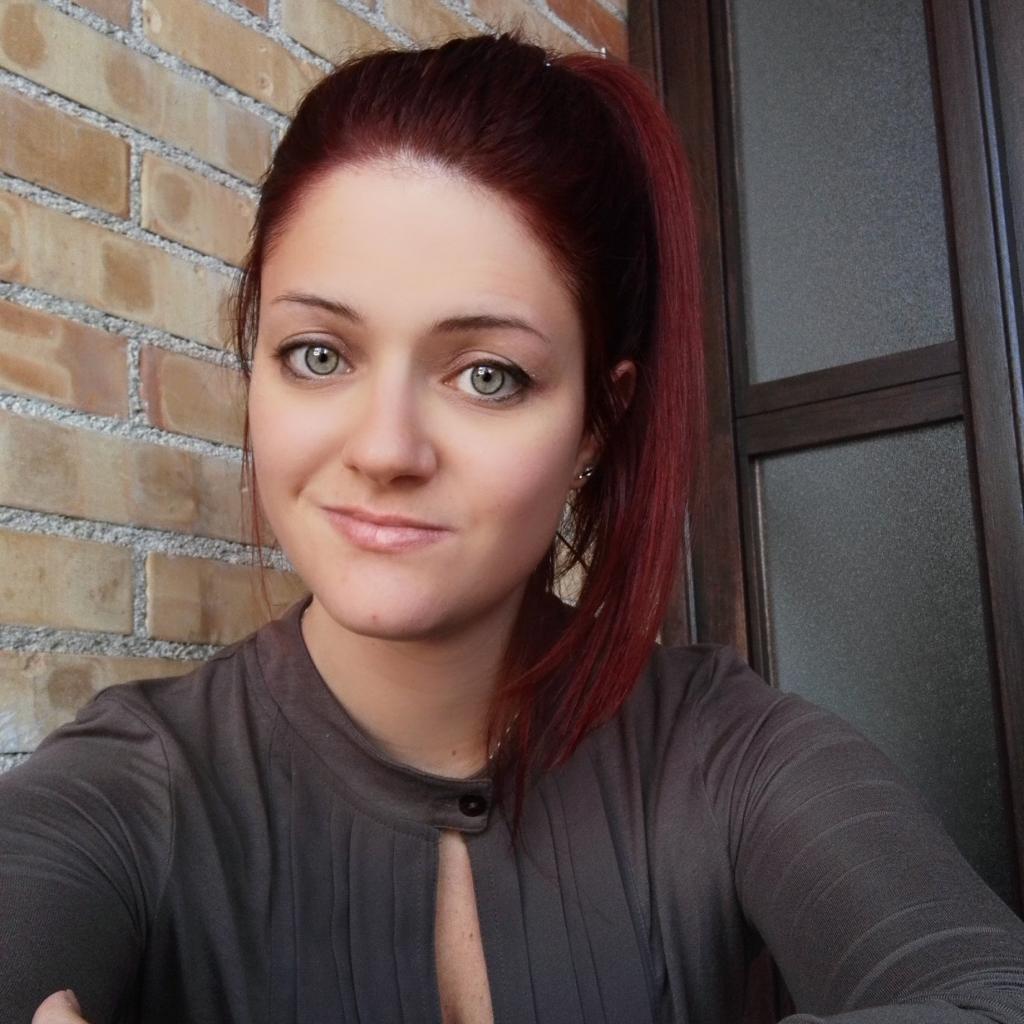 Profile picture for user Franci_89