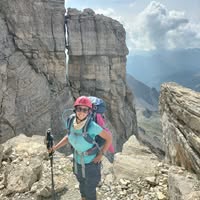 Profile picture for user elenaghedi